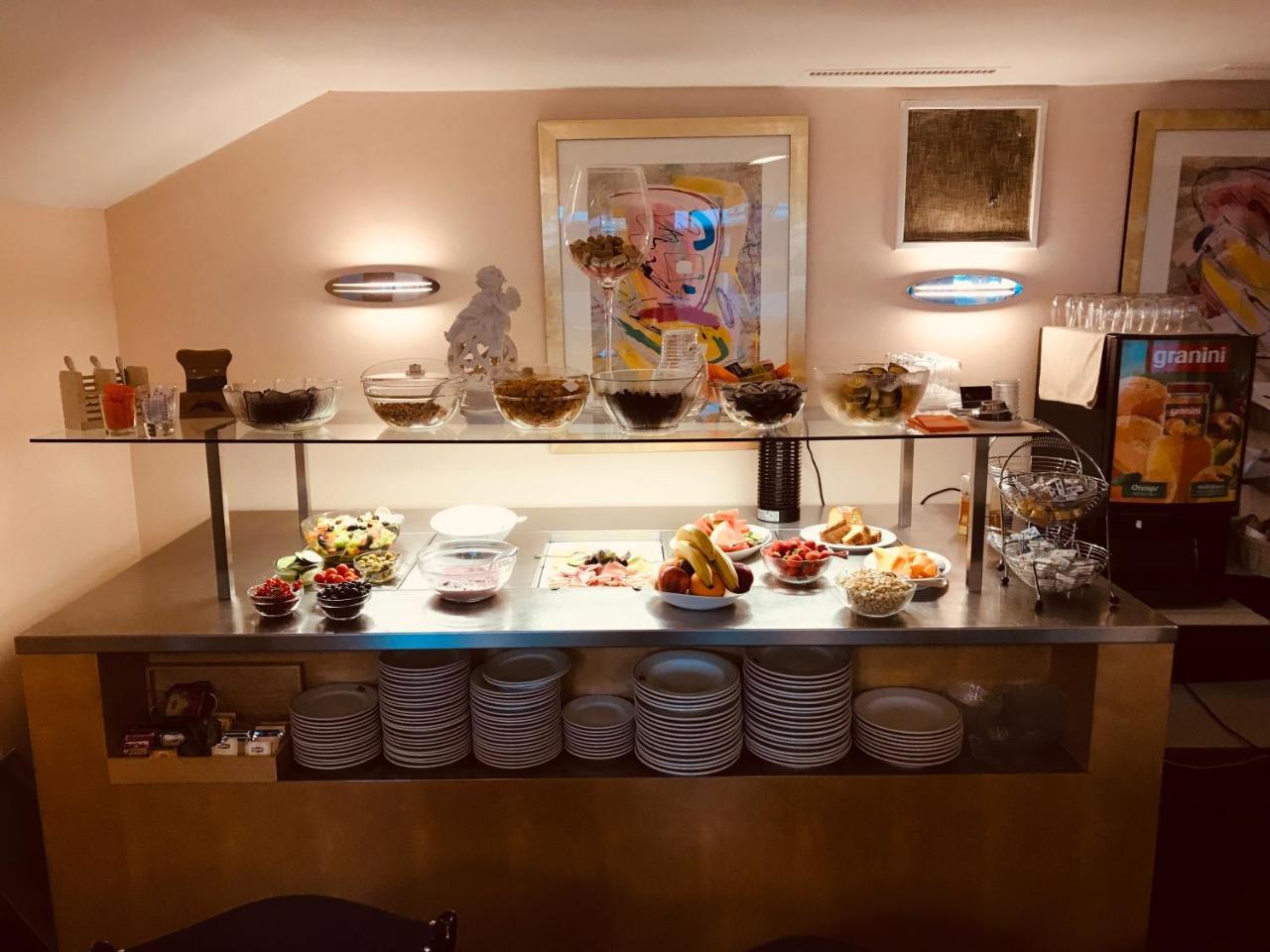 Hotel Baeren Лахен Екстериор снимка